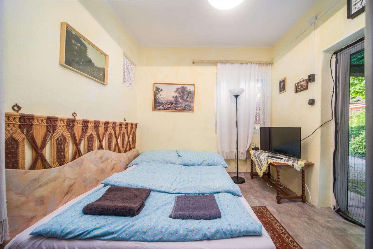 Apartman Kuckoval Apartment บาลาตอนเฟิลด์วาร์ ภายนอก รูปภาพ